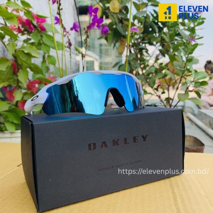 Oakley Rader EV